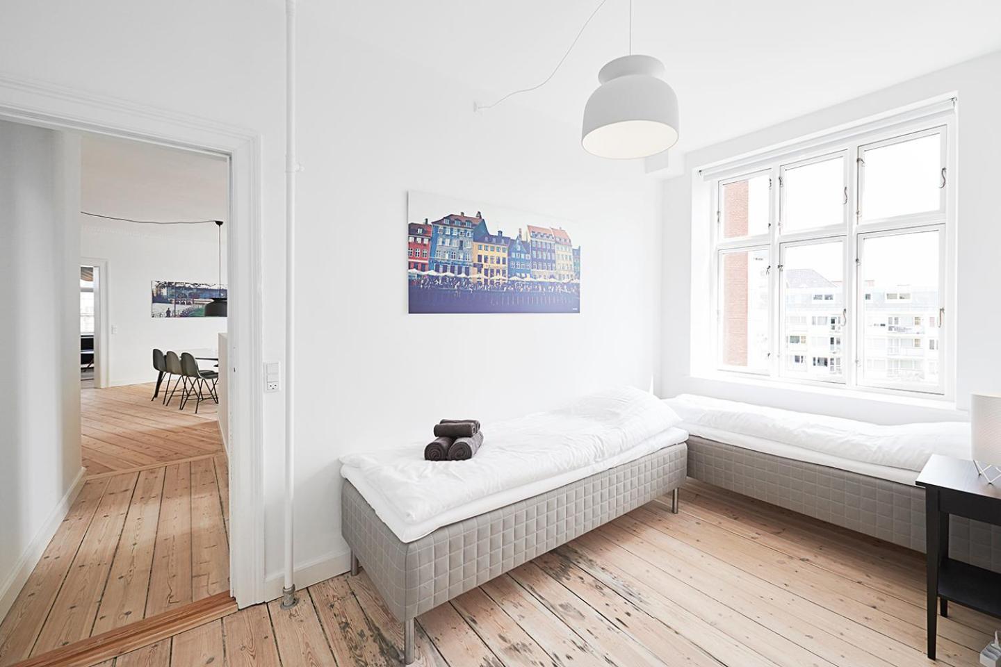 Beautiful 3-bed In Osterbro Location Apartment *
